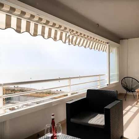 Апартаменты Esmeralda I Beachside