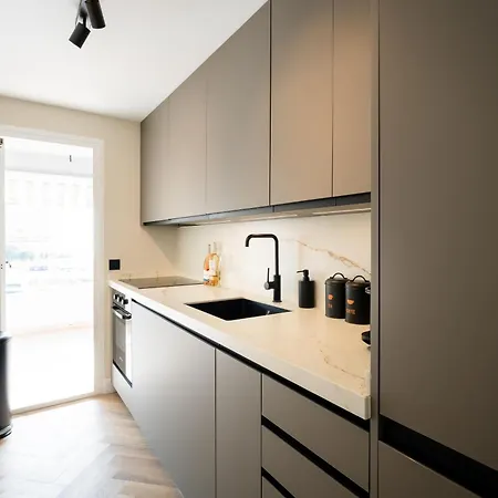 Esmeralda I Beachside