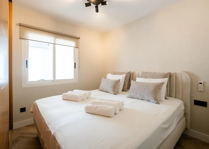 Esmeralda I Beachside * Ifach