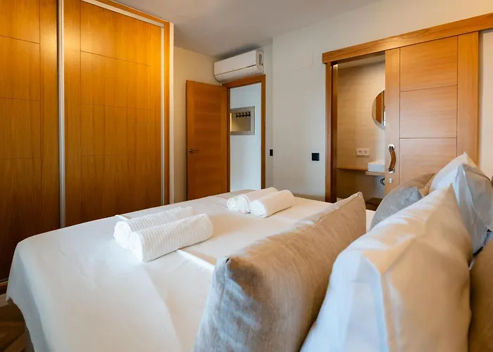 Esmeralda I Beachside Apartment